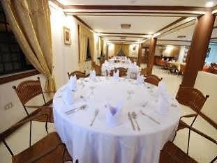 La Roca Veranda Suites & Restaurant Legazpi Bagian luar foto